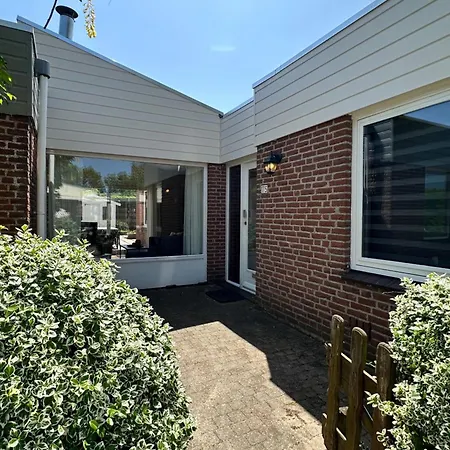 펜션 -strandparel- Nabij Het Comomeer En Keukenhof 노르트바이커하우트